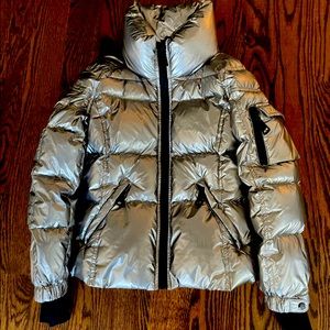 Sam Girls Jacket size 10 fits like a 8